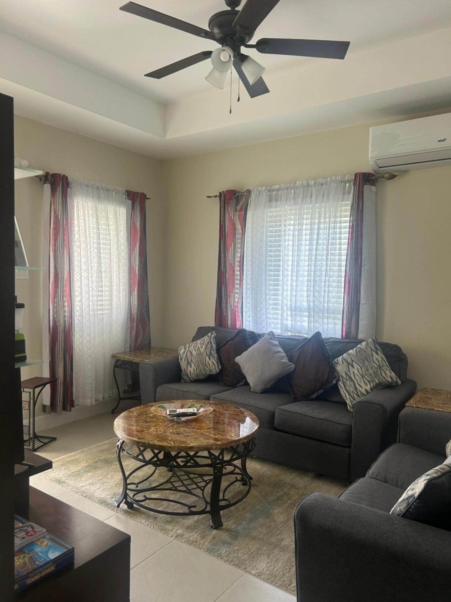 Seamist Villa @Oceanpointe Lucea Comfy 2Br W/Pool Gym & Parking Kültér fotó