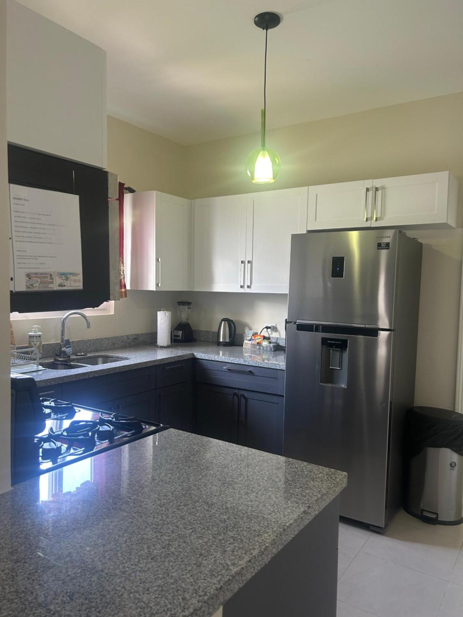 Seamist Villa @Oceanpointe Lucea Comfy 2Br W/Pool Gym & Parking Kültér fotó